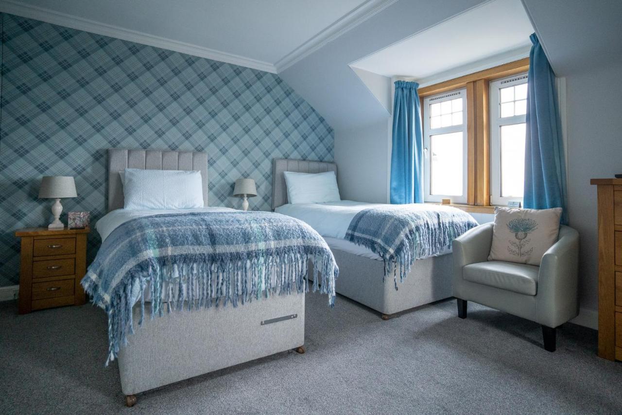 Firtree Bed And Breakfast At Galvelbeg House Crieff Exterior photo