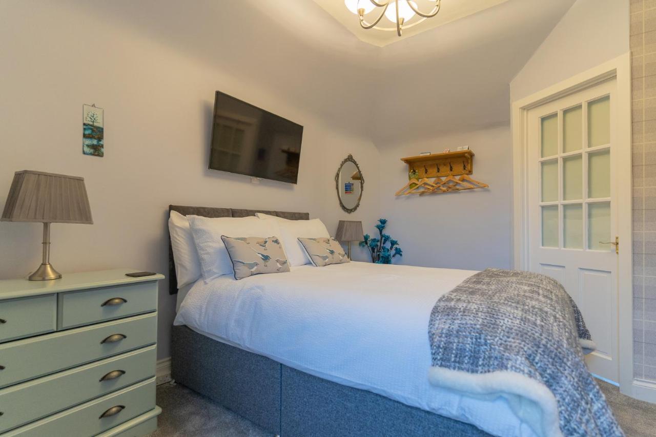 Firtree Bed And Breakfast At Galvelbeg House Crieff Exterior photo